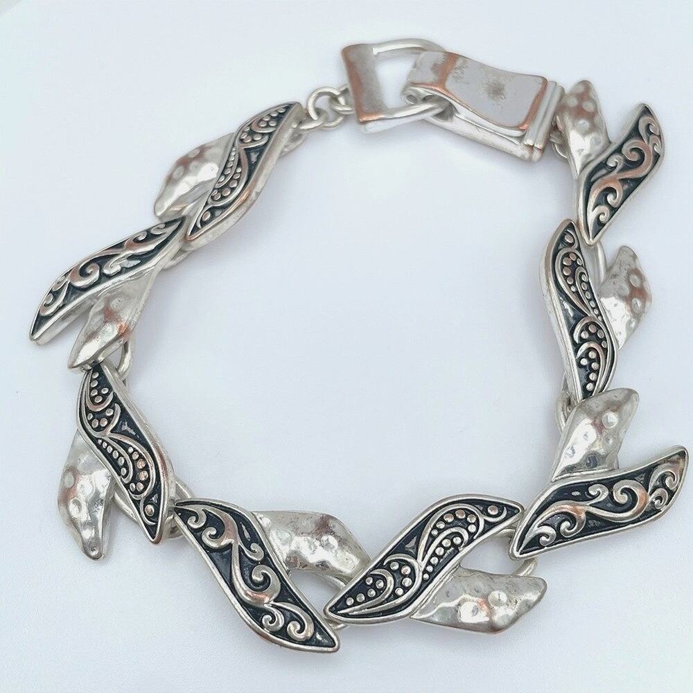 Vintage 80s Silver-Tone Hammered Enamel Abstract Link Statement Bracelet Jewelry